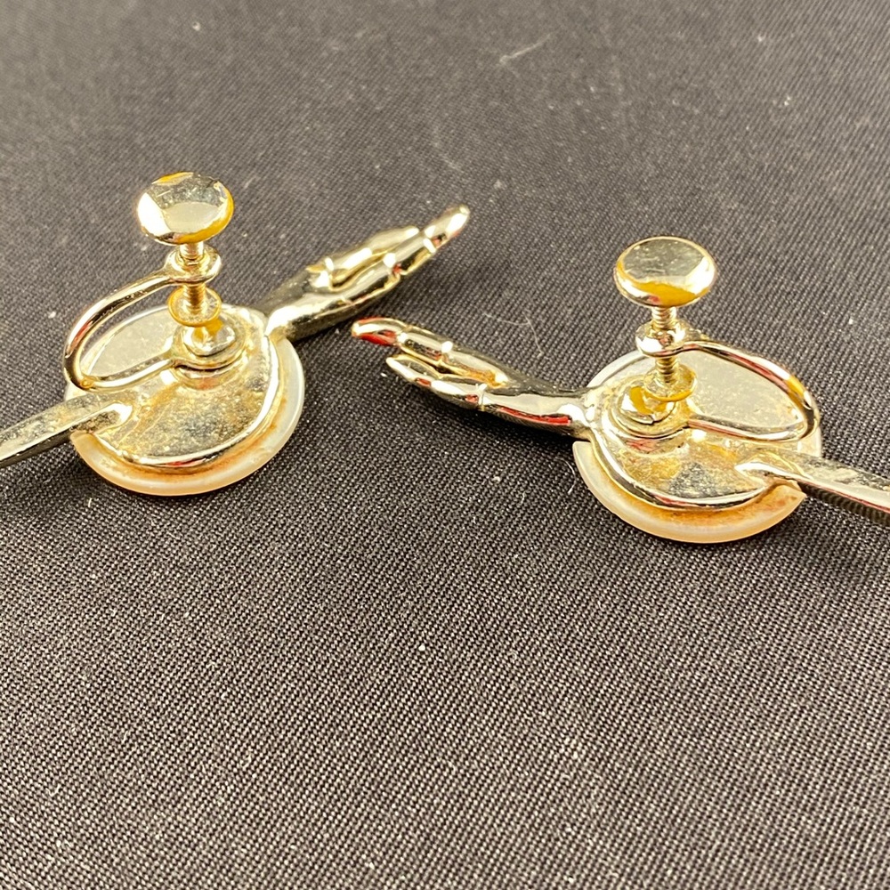 Vintage artist’s paint palette screw back earrings - Picture 2 of 3